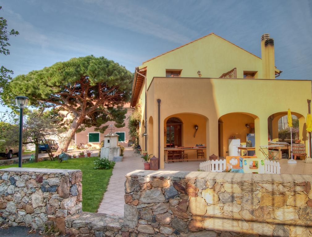 Agriturismo Ca' Di Trincia Пиетра Лигуре Екстериор снимка